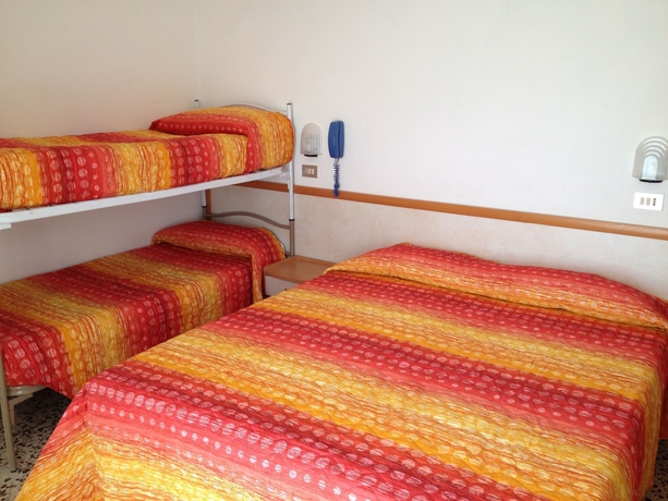 Imagen de la habitación del Hotel Apis, Rimini. Foto 9