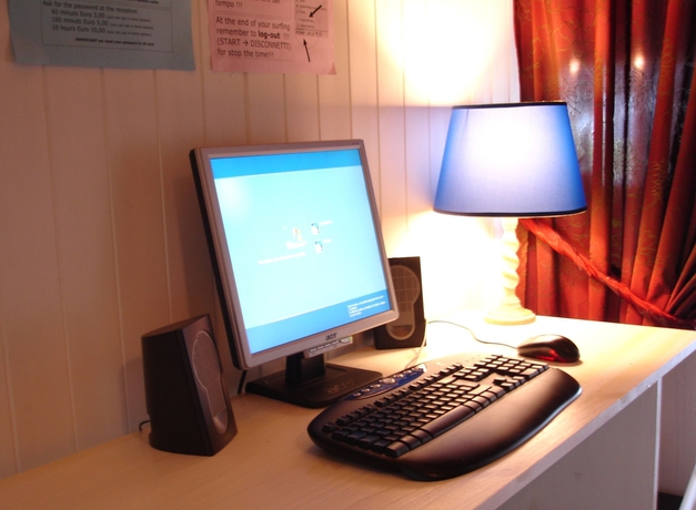 Imagen de los interiores del Hotel Apis, Rimini. Foto 14