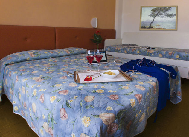 Imagen de los interiores del Hotel Aplō. Foto 14