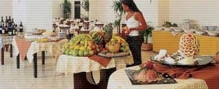 Imagen del bar/restaurante del Hotel Apladas Beach. Foto 3