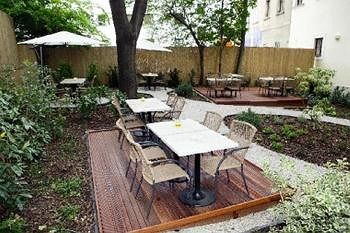 Imagen de los exteriores del Hotel Aplend City Michalska. Foto 16