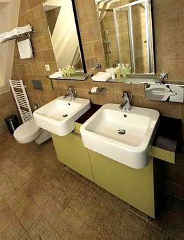 Imagen de la habitación del Hotel Aplend City Michalska. Foto 8