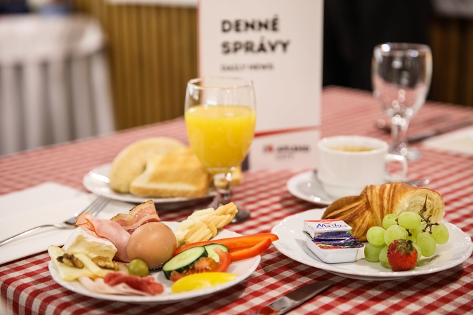 Imagen del bar/restaurante del Hotel Aplend City Perugia. Foto 3