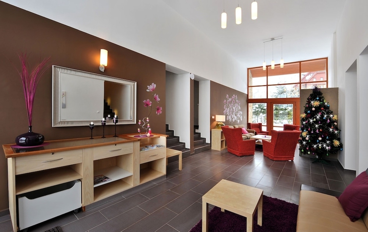 Imagen de los interiores del Hotel Aplend Vila Magnolia. Foto 19