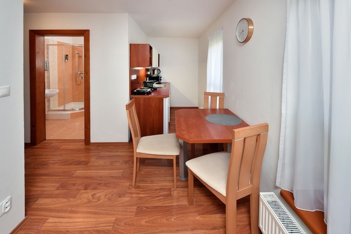 Imagen de la habitación del Hotel Aplend Vila Magnolia. Foto 13