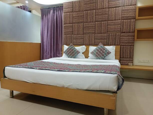 Imagen de la habitación del Hotel Apna Palace. Foto 19