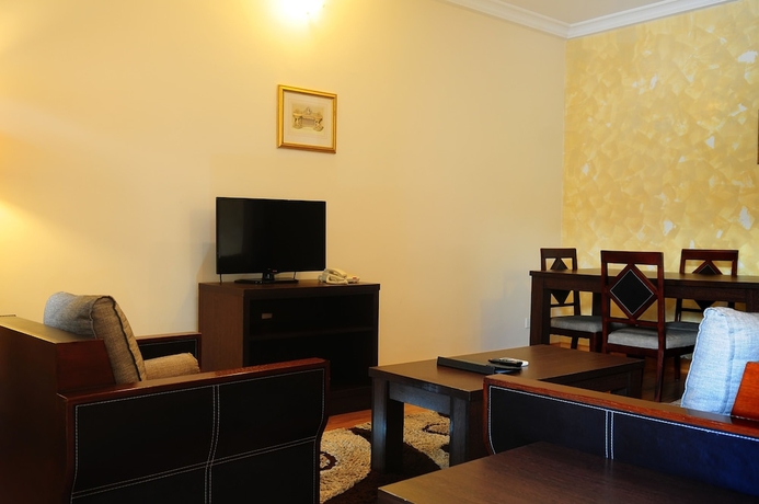 Imagen del bar/restaurante del Hotel Apo Apartments. Foto 2