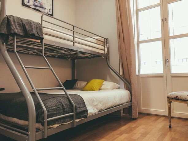 Imagen de la habitación del Hotel Apodaca Rooms. Foto 20