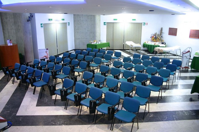 Imagen de los interiores del Hotel Apogeo. Foto 15