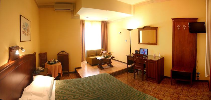Imagen de la habitación del Hotel Apogeo. Foto 9