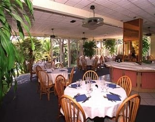 Imagen del bar/restaurante del Hotel Apogia. Foto 2