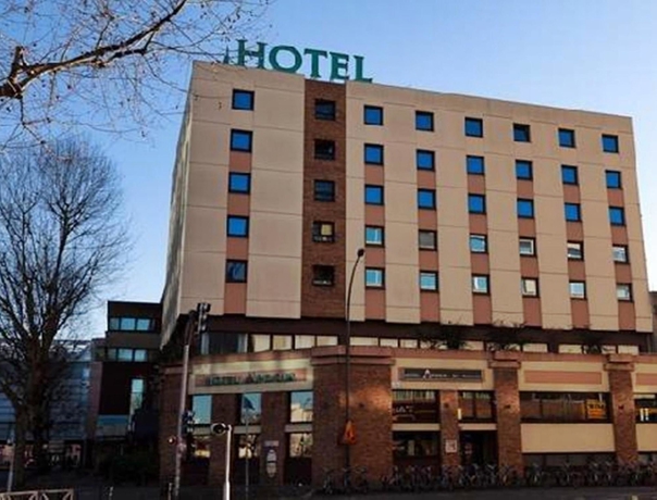 Imagen de los exteriores del Hotel Apogia Paris. Foto 5