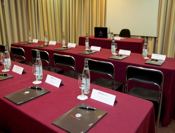 Imagen de los interiores del Hotel Apogia Paris. Foto 14