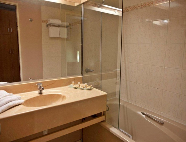 Imagen de la habitación del Hotel Apogia Paris. Foto 3