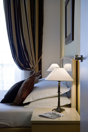 Imagen de la habitación del Hotel Apollinaire Nice. Foto 6