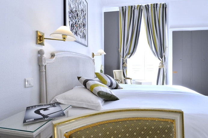 Imagen de la habitación del Hotel Apollinaire Nice. Foto 12