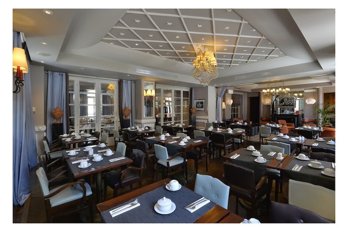 Imagen del bar/restaurante del Hotel Apollinaire Nice. Foto 3