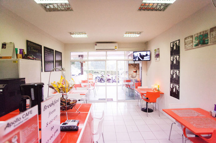 Imagen de los interiores del Hotel Apollo Apart. Foto 15