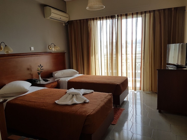 Imagen de la habitación del Hotel Apollo, Atenas. Foto 7