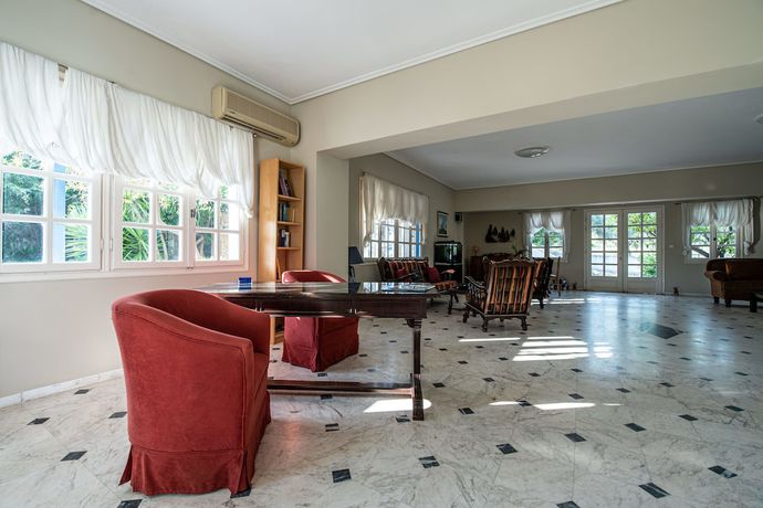 Imagen de los interiores del Hotel Apollo Beach, Dorida. Foto 15