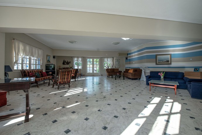 Imagen de los interiores del Hotel Apollo Beach, Dorida. Foto 17