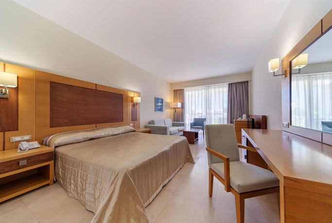 Imagen de la habitación del Hotel Apollo Blue. Foto 4