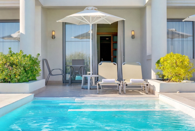 Imagen de los exteriores del Hotel Apollo Blue. Foto 7