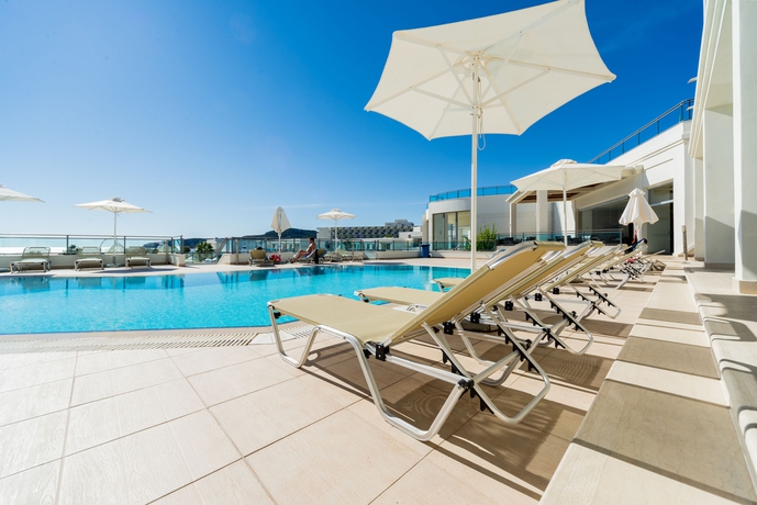 Imagen de la habitación del Hotel Apollo Blue. Foto 5