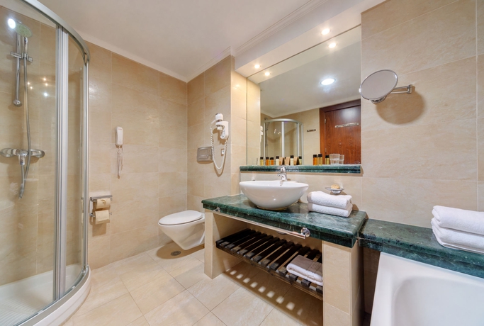 Imagen de la habitación del Hotel Apollo Blue. Foto 6