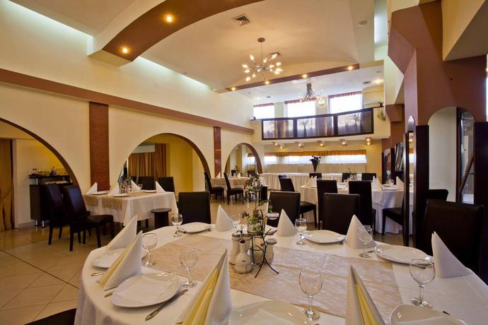 Imagen del bar/restaurante del Hotel Apollo Central. Foto 5