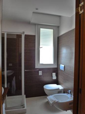 Imagen de la habitación del Hotel Apollo, Cervia. Foto 3