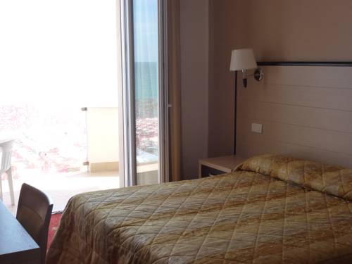 Imagen de la habitación del Hotel Apollo, Cervia. Foto 14