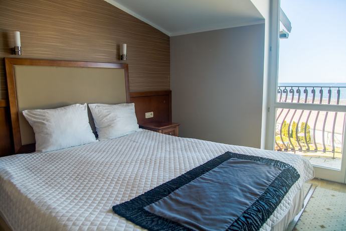 Imagen de la habitación del Hotel Apollo, Darlowo. Foto 7