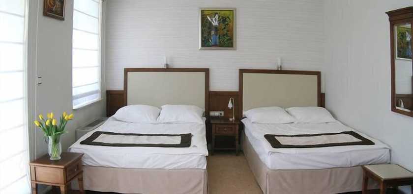 Imagen de la habitación del Hotel Apollo, Darlowo. Foto 17