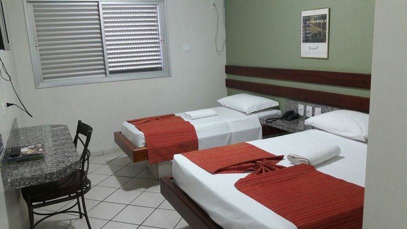 Imagen de la habitación del Hotel Apollo Inn Express. Foto 4