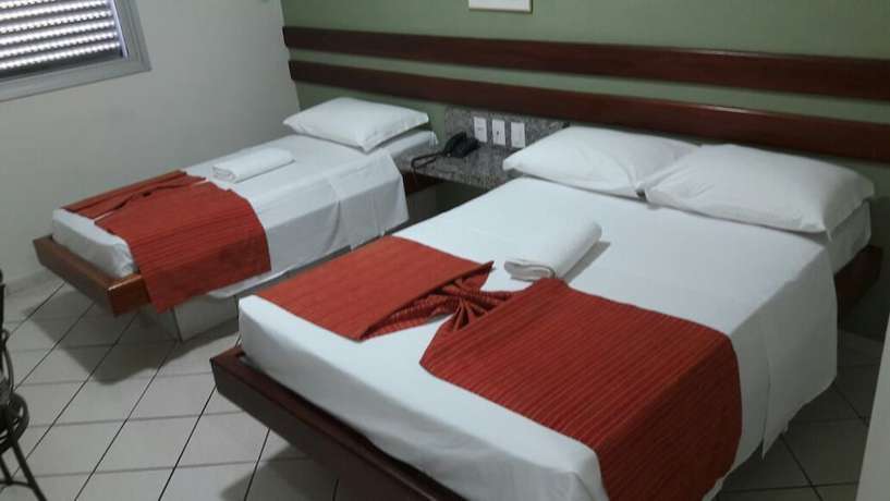 Imagen de la habitación del Hotel Apollo Inn Express. Foto 8