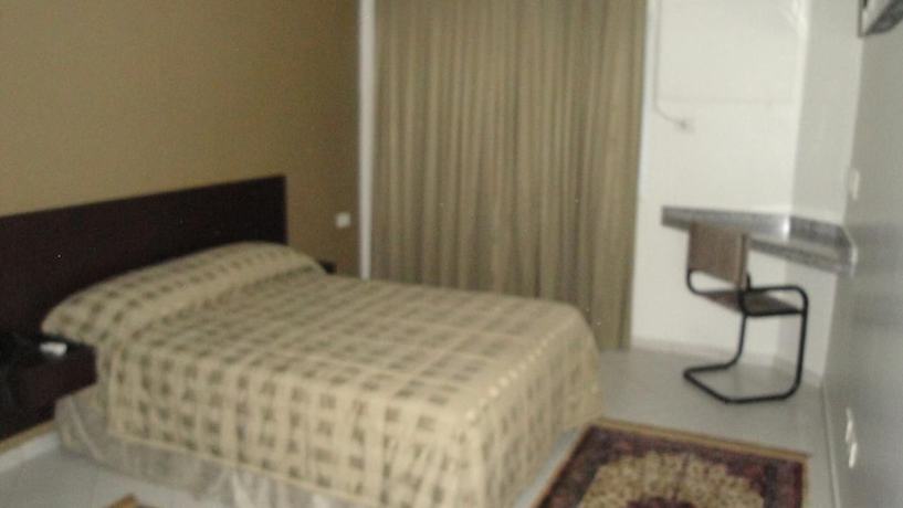 Imagen de la habitación del Hotel Apollo Inn Express. Foto 15