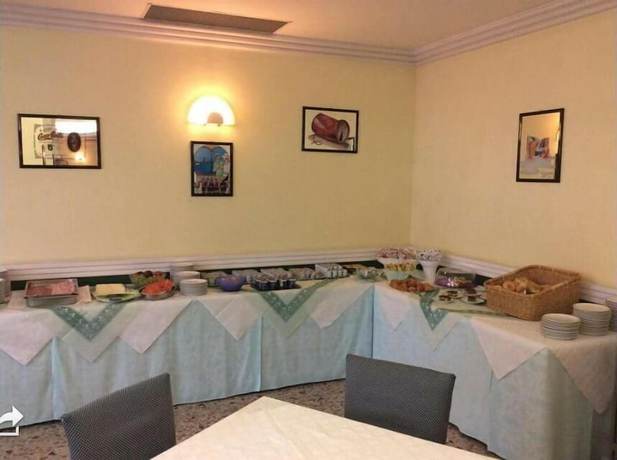 Imagen del bar/restaurante del Hotel Apollo, Lido Di Jesolo. Foto 8