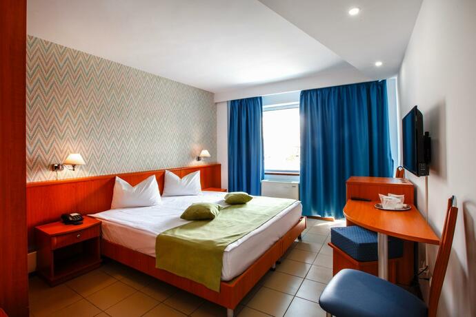 Imagen general del Hotel Apollo, MAMAIA. Foto 13