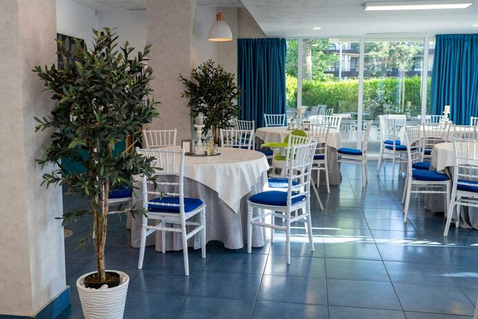 Imagen general del Hotel Apollo, MAMAIA. Foto 62
