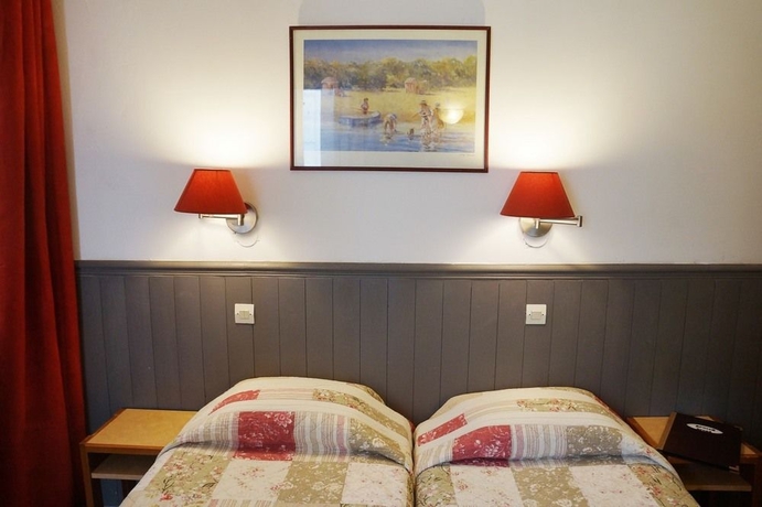 Imagen de la habitación del Hotel Apollo Opera. Foto 6