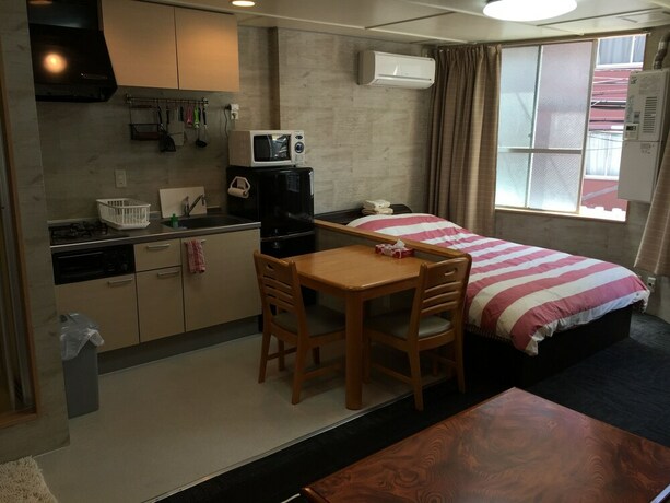 Imagen de la habitación del Hotel Apollo Properties. Foto 33