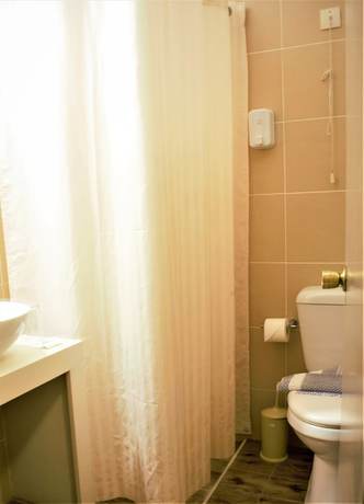 Imagen de la habitación del Hotel Apollon, Agios Nikolaos. Foto 6