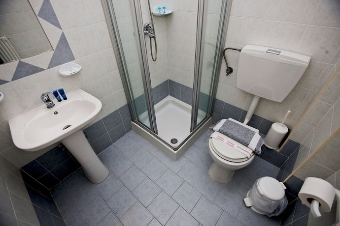 Imagen de la habitación del Hotel Apollon, Katerini. Foto 10