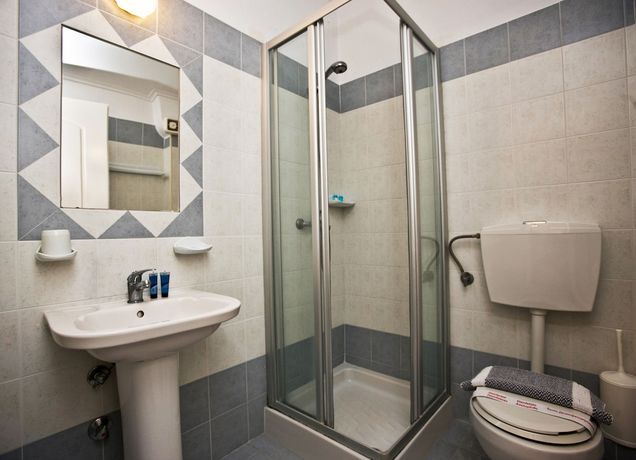 Imagen de la habitación del Hotel Apollon, Katerini. Foto 11