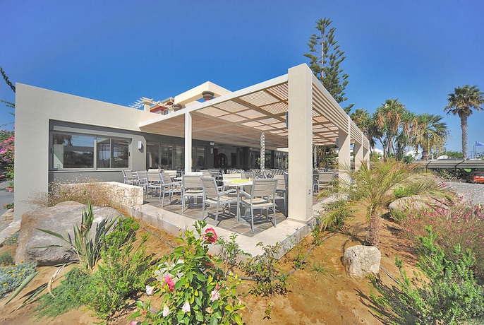 Imagen del bar/restaurante del Hotel Apollon, Lambi. Foto 3