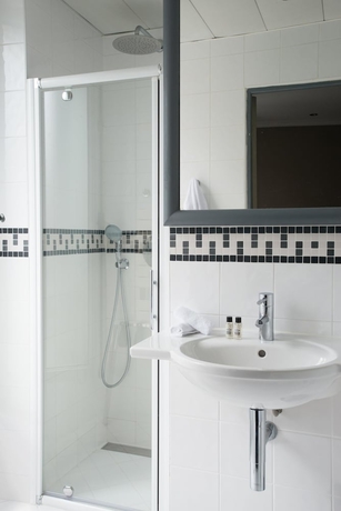 Imagen de la habitación del Hotel Apollon Montparnasse. Foto 8