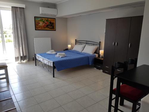 Imagen de la habitación del Hotel Apollon, R&iacute;o. Foto 4