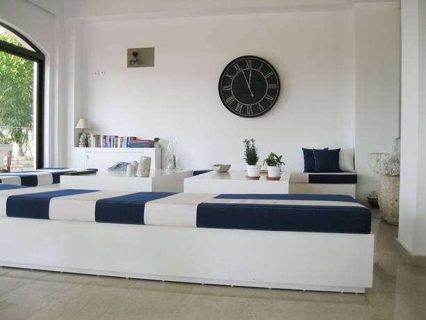 Imagen de los interiores del Hotel Apollon, Samos. Foto 12