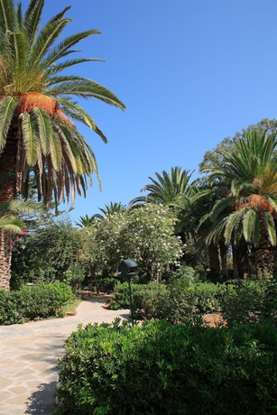 Imagen de los exteriores del Hotel Apollonia Beach Resort and Spa. Foto 9